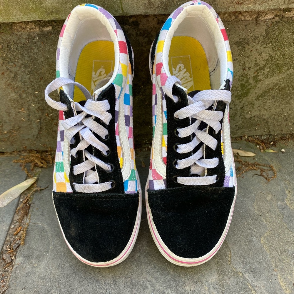 Vans shoe rainbow check US kids sz 3 gently used.